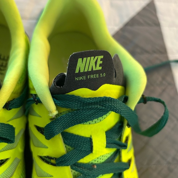 Nike Free 5.0 Bright Yellow Running Shoes - Picture 2 of 11